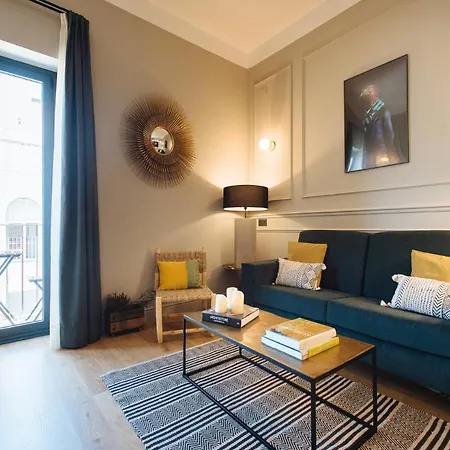 Omm Apartment *